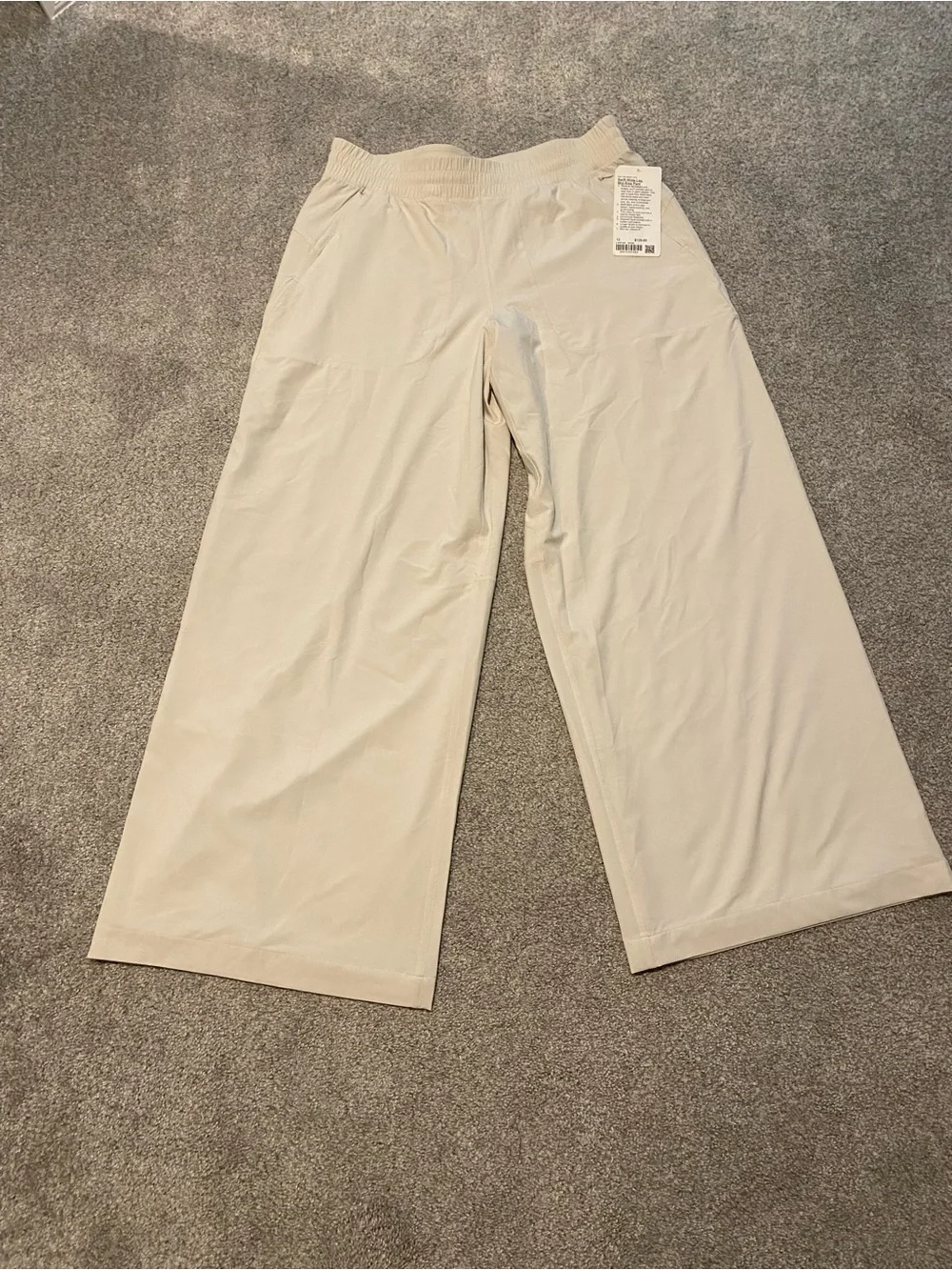 Lululemon Swift Wide Leg Mid-Rise Pants NWT Bone